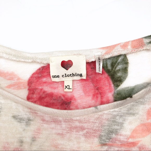 One Clothing Floral Cropped Top Size XL - Picture 4 of 4